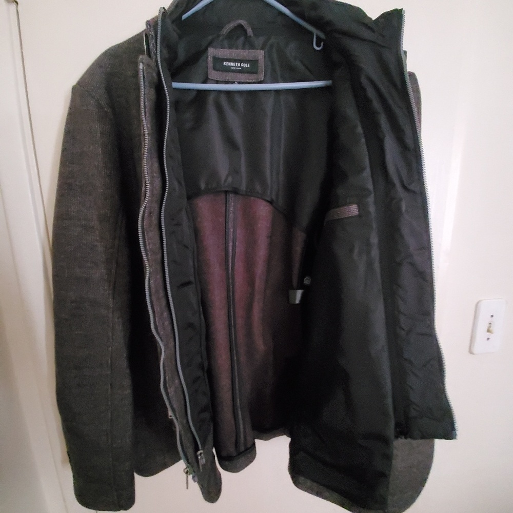 Men's coat. - Picture 3 of 8